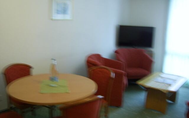 Residence Hotel & Apartments