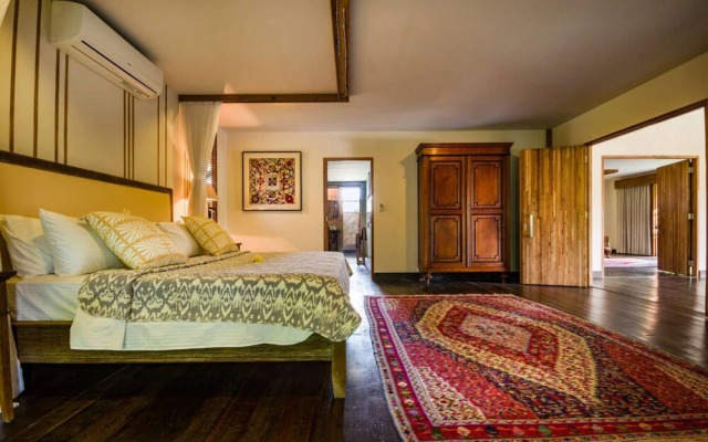 Traditionally Furnished Villa In Bali