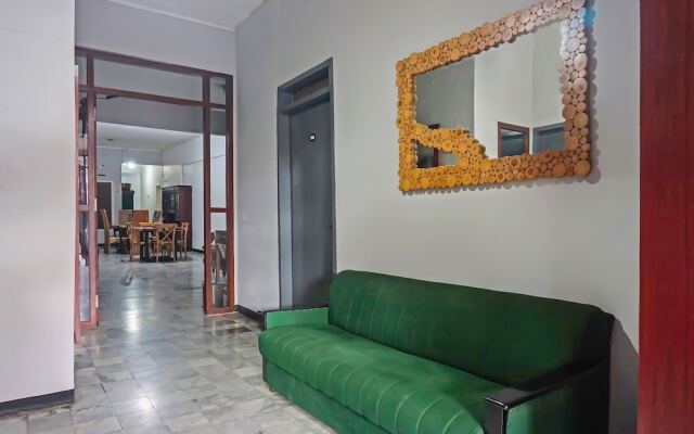 Super OYO 92134 Bogor Guest House