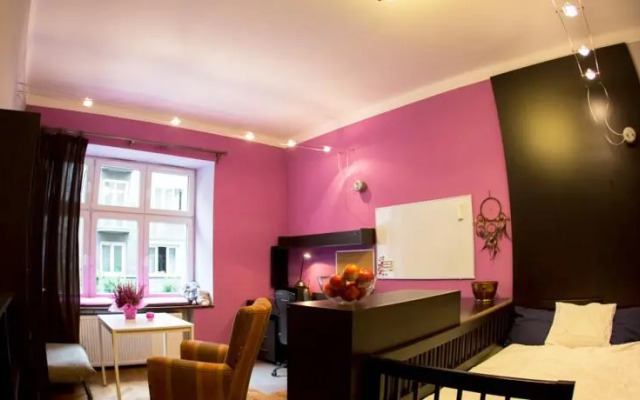 Alexanders Apartment