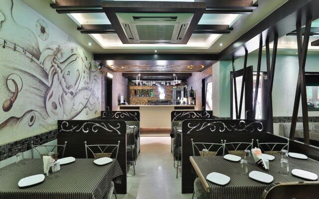 Oyo 17332 Hotel Nana'S