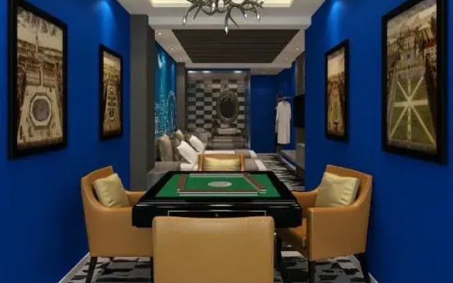 Xiangshan Red Leaf Theme Hotel, southern Anhui