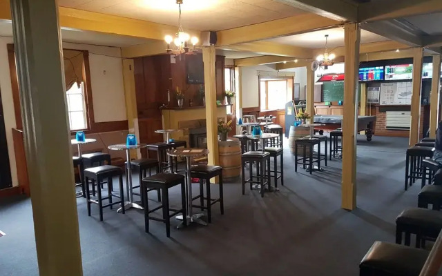 The Richmond Arms Hotel