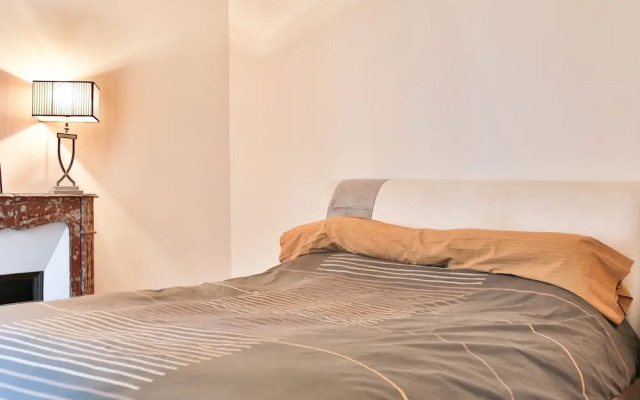 Secret Villiers I Stylish 2 Bed Apt in Villiers