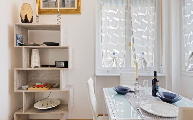 Central Holiday Home in Sanremo With Balcony