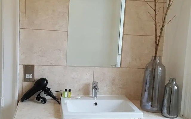 Grigshot Apartment