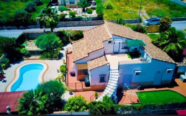 The Loft Cantoria - Room With a View