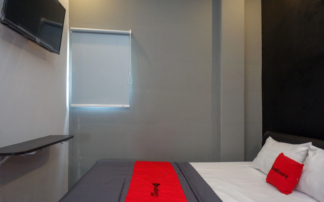 RedDoorz @ Jalan Raya Baturaden 2