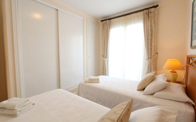 Luxury Mijas Golf Apartment