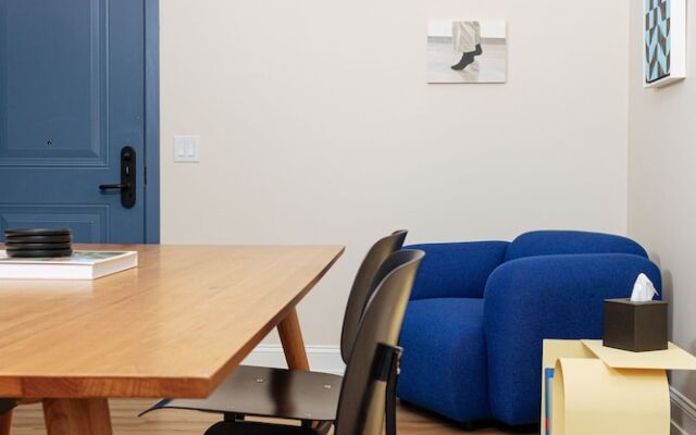 YOWIE (Hotel & Shop)