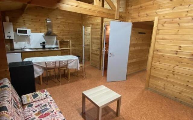 Bungalow & Camping Fuente De Regrustan