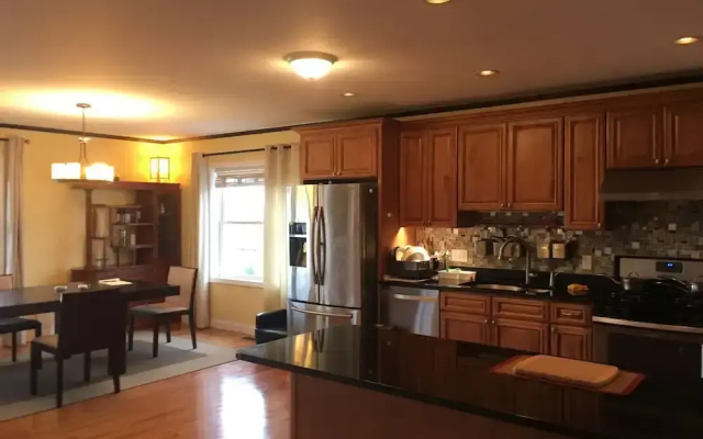 Rooms in Family House in Salem Boston