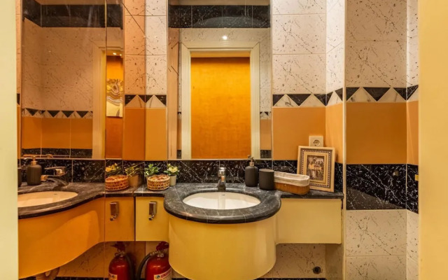 Missafir Flat in Beyoglu With Bosphorus View