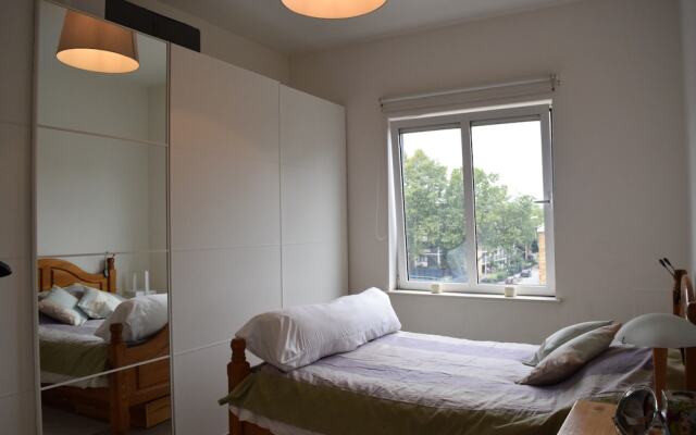 1 Bedroom Apartment in Surrey Quays