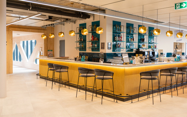 Afterwork Hotel