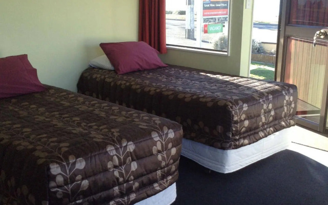 Seaview Motel