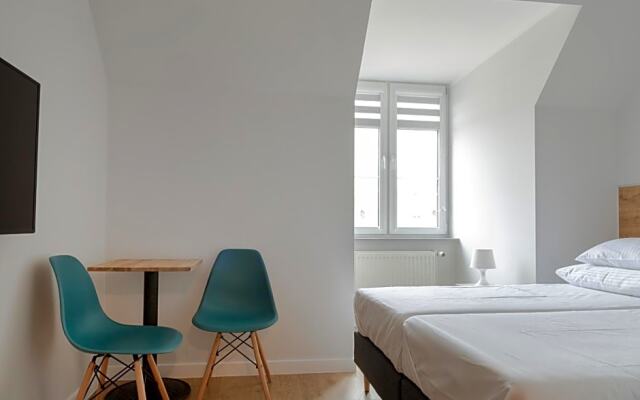MoHo Modern Hostel