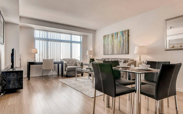 Global Luxury Suites at Kendall West