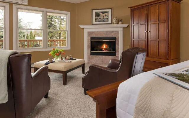 Huron House Bed and Breakfast