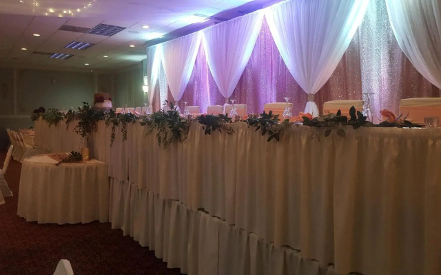 Crookston Inn and Convention Center