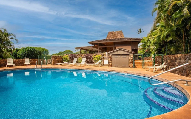 Kaanapali Plantation 2 Bedroom by RedAwning