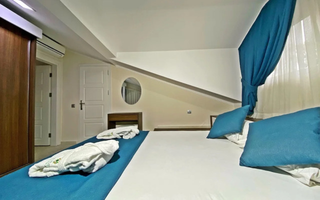 Fethiye Nokta Inlice Suit Apart