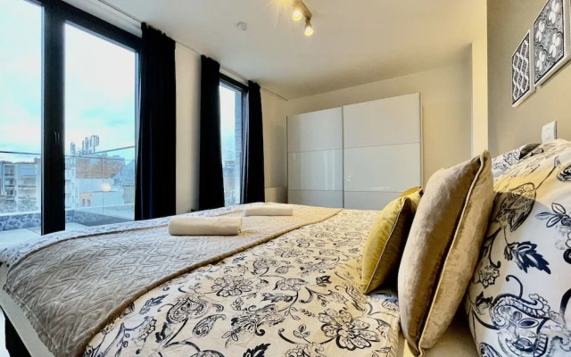 One Lux Stay near Diamond District