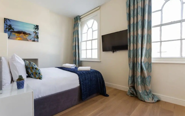 Modern 2BR Townhouse with Private Terrace