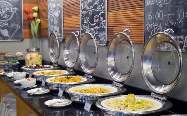 Oak Tree Emerald Hotel & Conventions Semarang