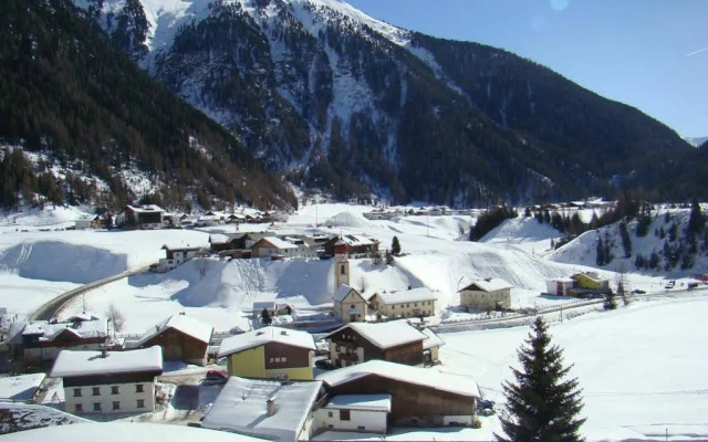 Haus am Brunnen