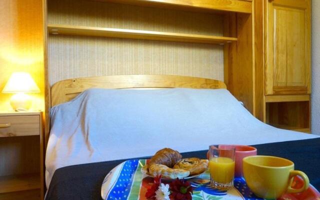 Appartement Bagnères-de-Luchon, 2 pièces, 4 personnes - FR-1-313-123