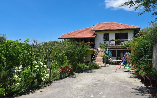 Sea View Villa w Terrace 10 Min to Beach in Budva