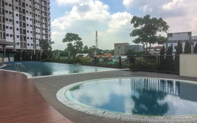 New Furnish 1BR Apartment The Oasis near Lippo Cikarang