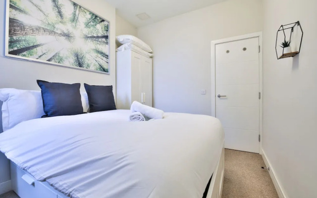 1-Bed City Nest in Cardiff