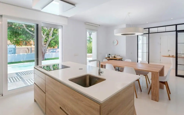 Genteel Home El Noruego
