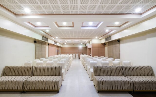 7Apple Hotel - Pune