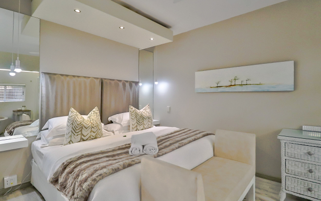 Hermanus Lodge on the Green