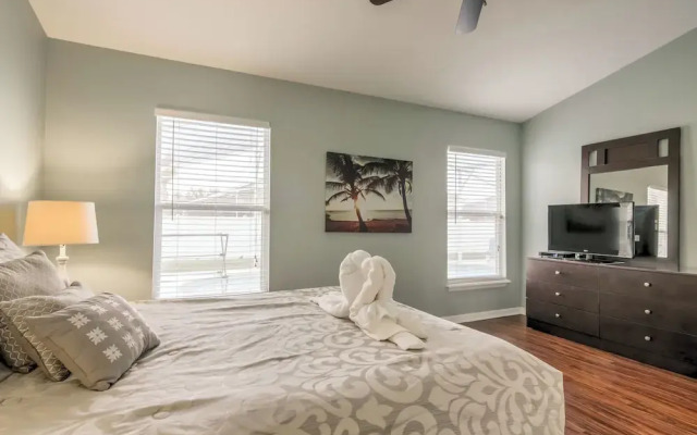 Amanda's Cozy Clear Creek Vacation Home