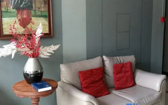 Central District Hotel