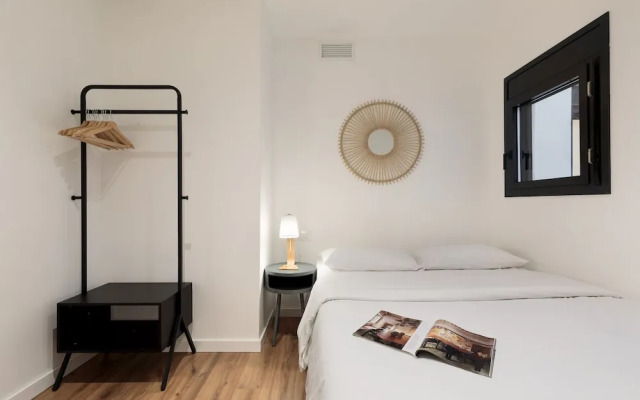 Urban Chill Apartments By Olala Homes