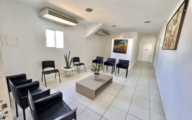 Manos Hotel Flat 118