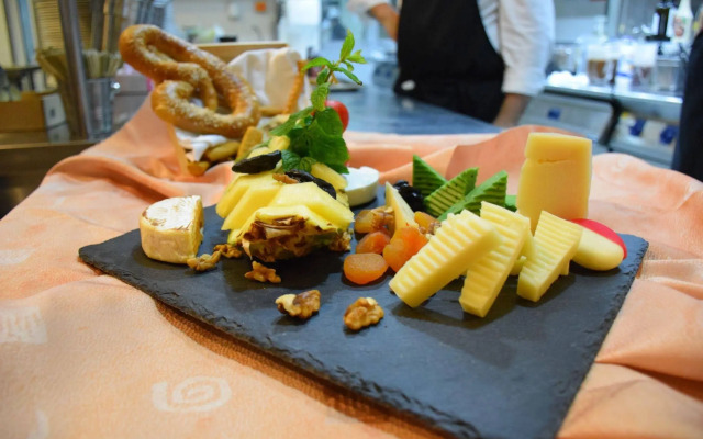 Olympia Golden Beach & Spa