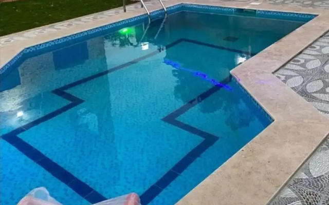 Blue House 4-bed Villa in North Coast Area