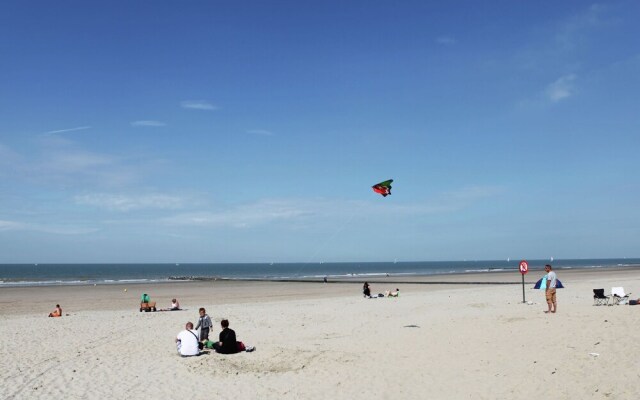 Cozy Apartment Near Oostende in Bredene