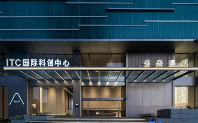 Atour Hotel Guangzhou Panyu Chimelong South Village Wanbo Metro Station