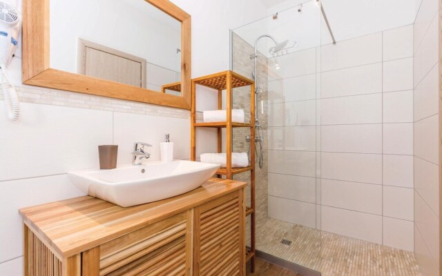 Awesome Home in Selce With Wifi and 4 Bedrooms