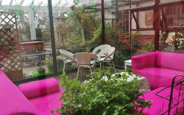 Luoyang Anximen Young Hostel