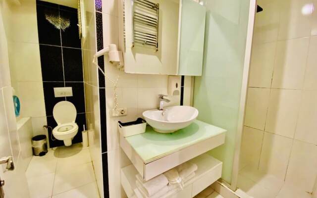 Beyaz Suites & Hotel
