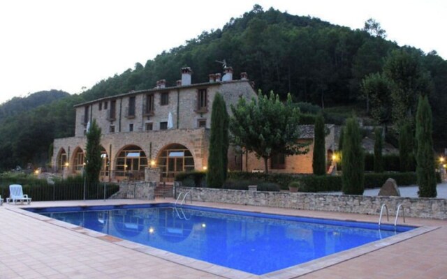 Modern Furnished Apartment Situated on the Ground Floor