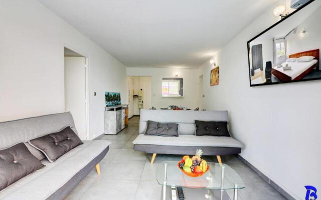 Appartement TRINITE, 3 chambres, 6 personnes, Saint Denis